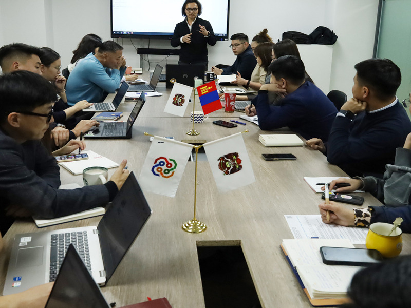 “Олон улсын зөвлөх инженерүүдийн холбооны жишиг гэрээ, түүний онцлог” сэдэвт сургалтад хамрагдав